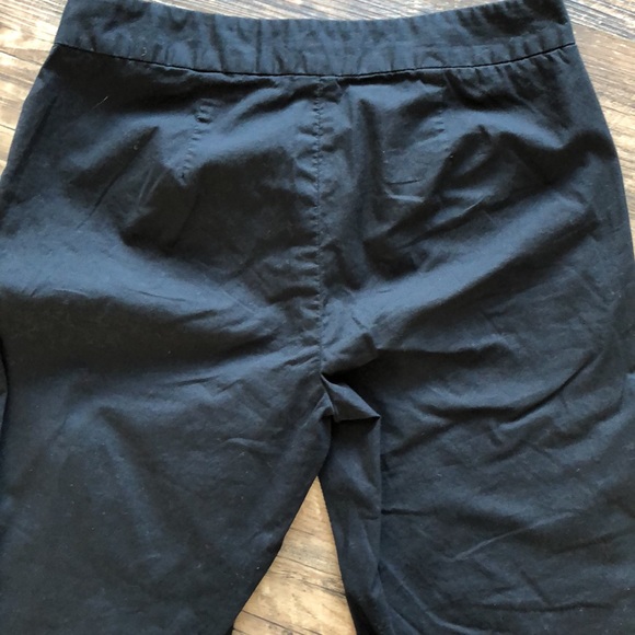 3/$25 - Smart Set black cotton capris - Picture 10 of 10